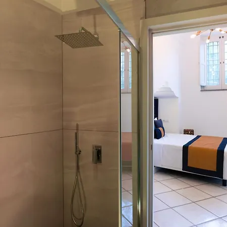 With Pool 阿马尔菲