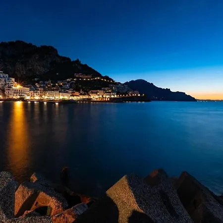 With Pool 4* アマルフィ