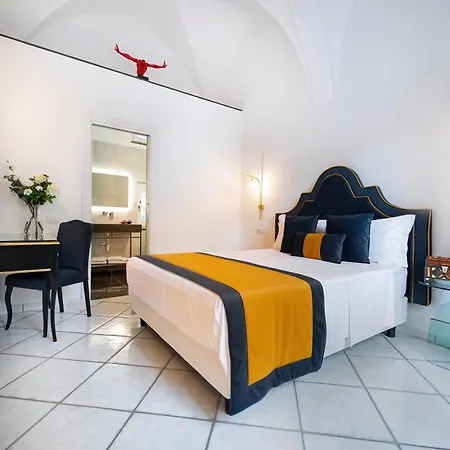 게스트하우스 With Pool 4*