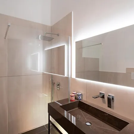 게스트하우스 With Pool 4*