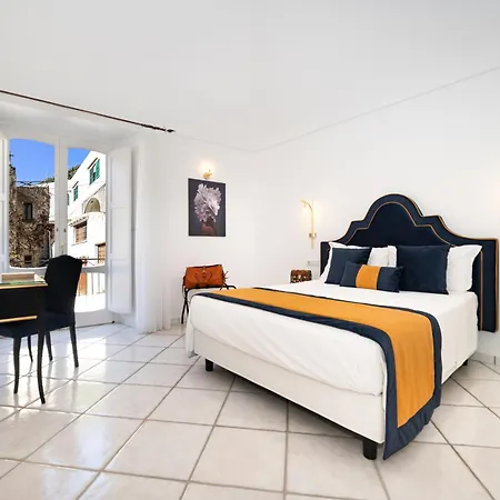 With Pool 4* 아말피