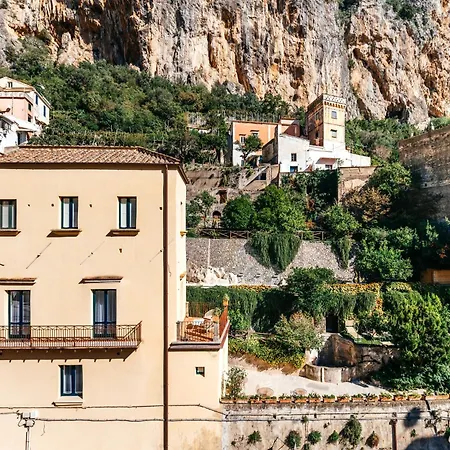 With Pool 게스트하우스 아말피